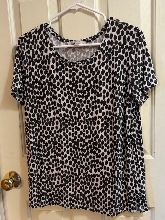 LOFT Tops - LOFT Animal Print Short-Sleeve Tee | OfficeCore Business Casual Safari Travel |S